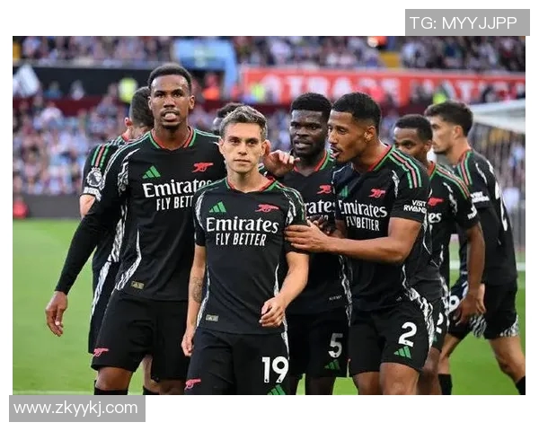 南安普敦主场迎战水晶宫双方争夺英超宝贵积分的激烈对决